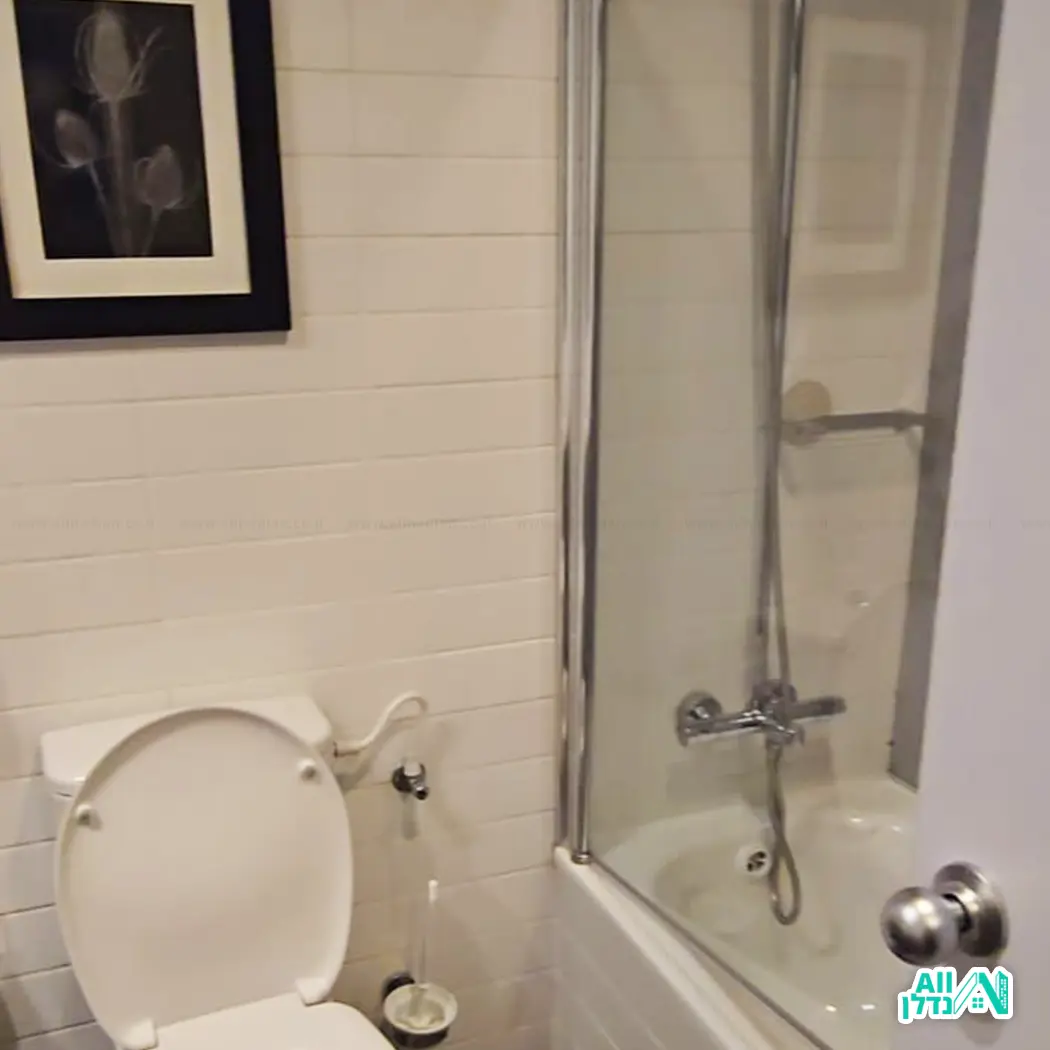 מקלחון או אמבטיה? כך תבחרו את הפתרון הנכון לחדר הרחצה שלכם! מקלחון או אמבטיה? כך תבחרו את הפתרון הנכון לחדר הרחצה שלכם!